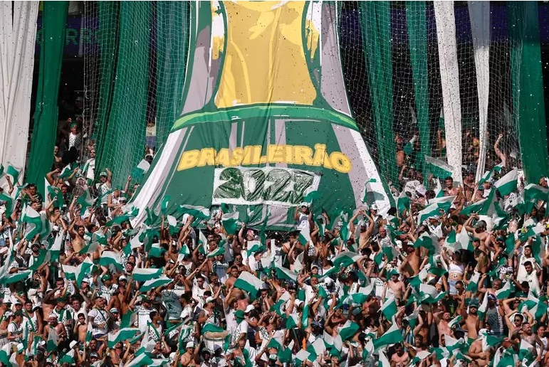 Palmeiras é campeão brasileiro pela décima segunda vez.