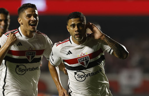 Em seis meses, São Paulo conquista Copa do Brasil, vence Corinthians em Itaquera e dá fim aos seus tabus.